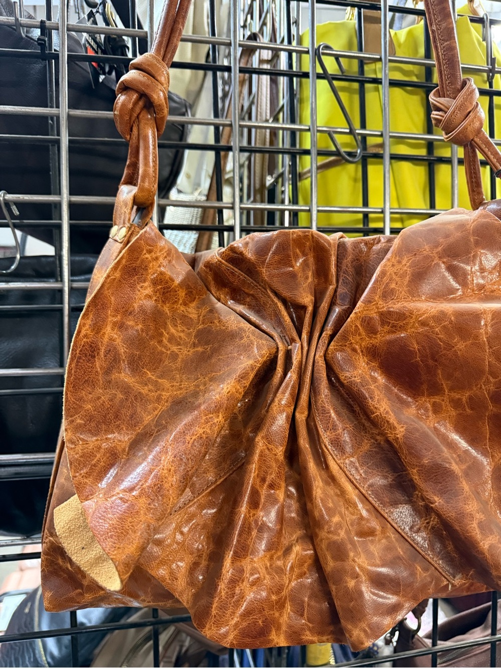 EXTREMELY RARE VINTAGE LEATHER BAG - Picture 7 of 15